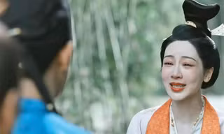 Cẩm Tú Phương Hoa: Cảnh khóc của Dương Tử bị chê “10 phim vẫn chưa thấy tiến bộ”