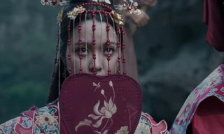 Điện ảnh Việt mùa cuối năm tràn ngập cô dâu ma quái, lại thêm một lễ rước dâu 'có điềm'