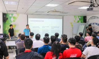 Sinh viên Aptech thường xuyên được thăm quan và gặp gỡ đại diện doanh nghiệp