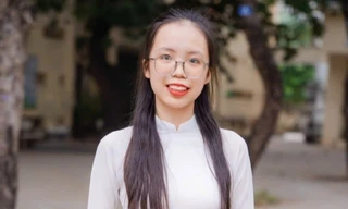 Đôi khi Hà Nhi áp lực với chính danh hiệu "thủ khoa" của mình, cố gồng lên để phù hợp với hào quang ấy