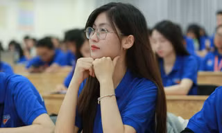 Giữ cân bằng, sống cống hiến 