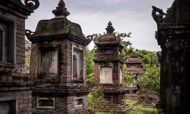 Ngôi chùa hàng trăm năm tuổi có vườn tháp lớn nhất Việt Nam