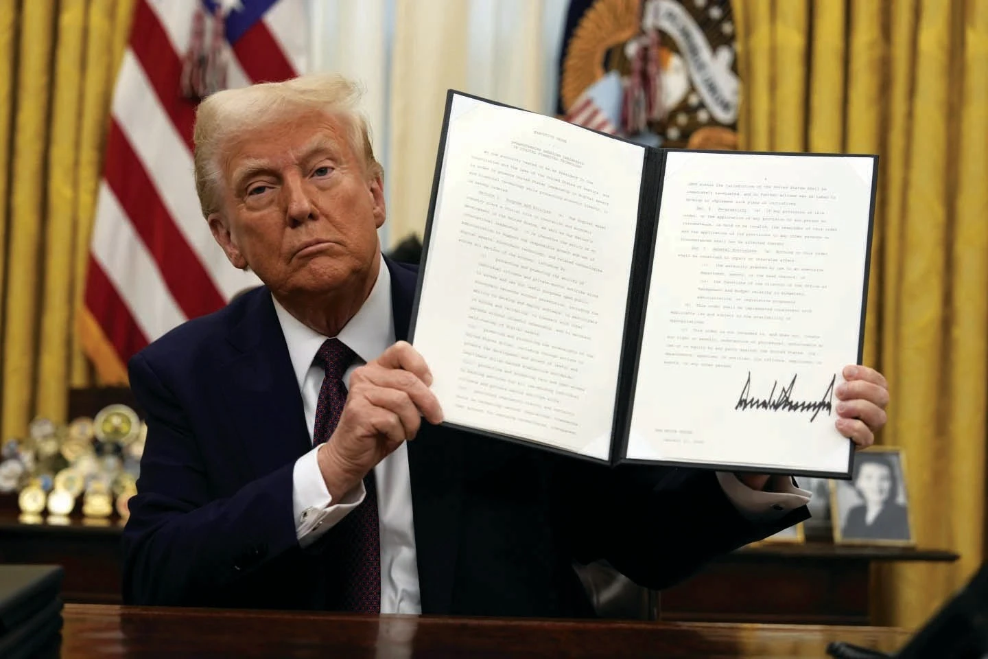 Năm 2025: Đỉnh cao chủ nghĩa đơn phương của Tổng thống Trump trong nhiệm kỳ thứ hai