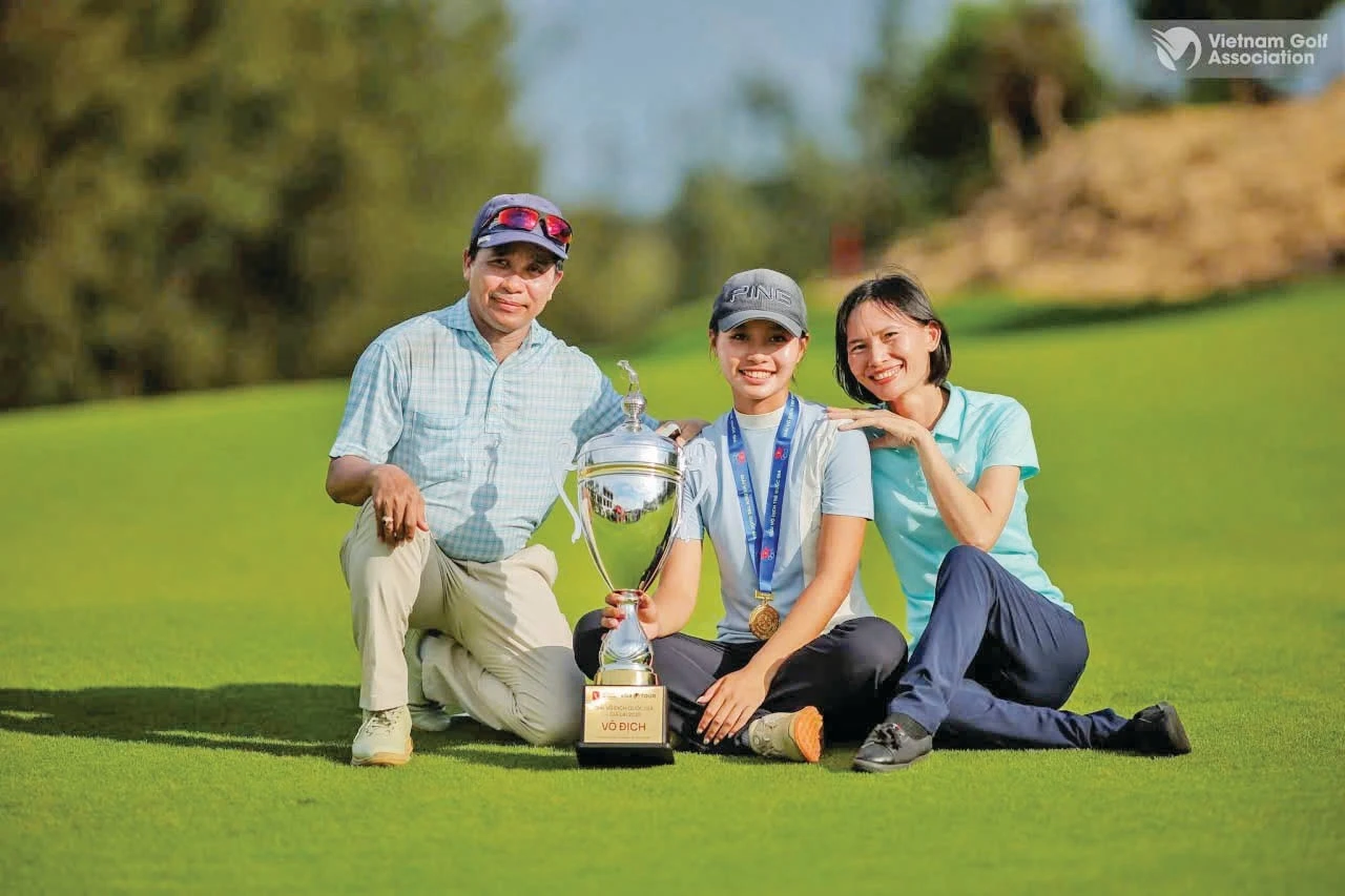 Lời động viên của Đại tướng định hướng tương lai cho nữ golfer Lê Chúc An