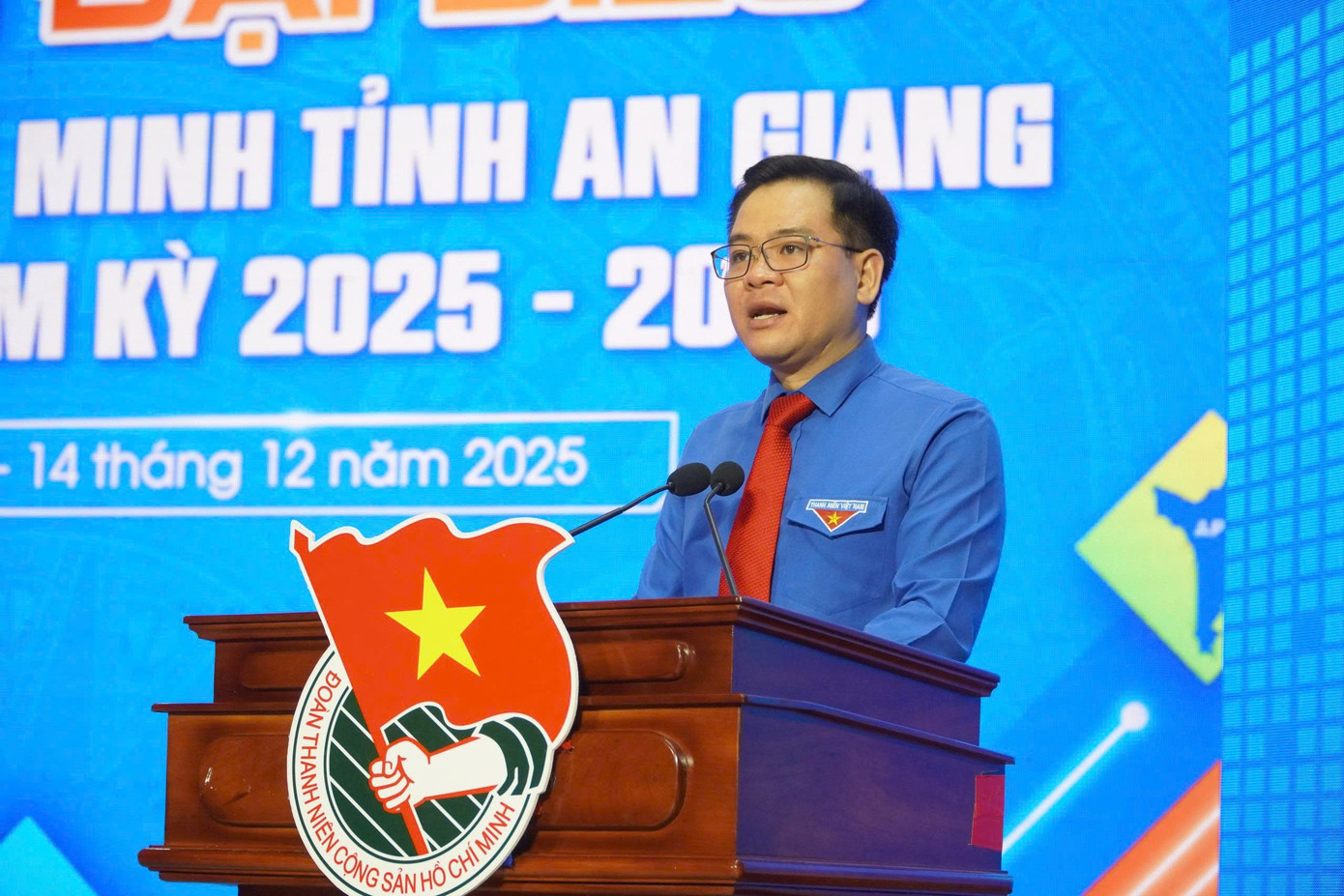 Anh Phan Duy Bằng - Bí thư Tỉnh Đoàn An Giang phát biểu tại Đại hội. Ảnh: Nhật Huy. bang.jpg