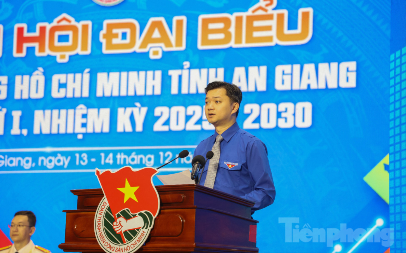 Anh Nguyễn Minh Triết - Bí thư Thường trực Trung ương Đoàn, Chủ tịch Hội Sinh viên Việt Nam phát biểu chỉ đạo Đại hội. img-1821-2094-7523.jpg