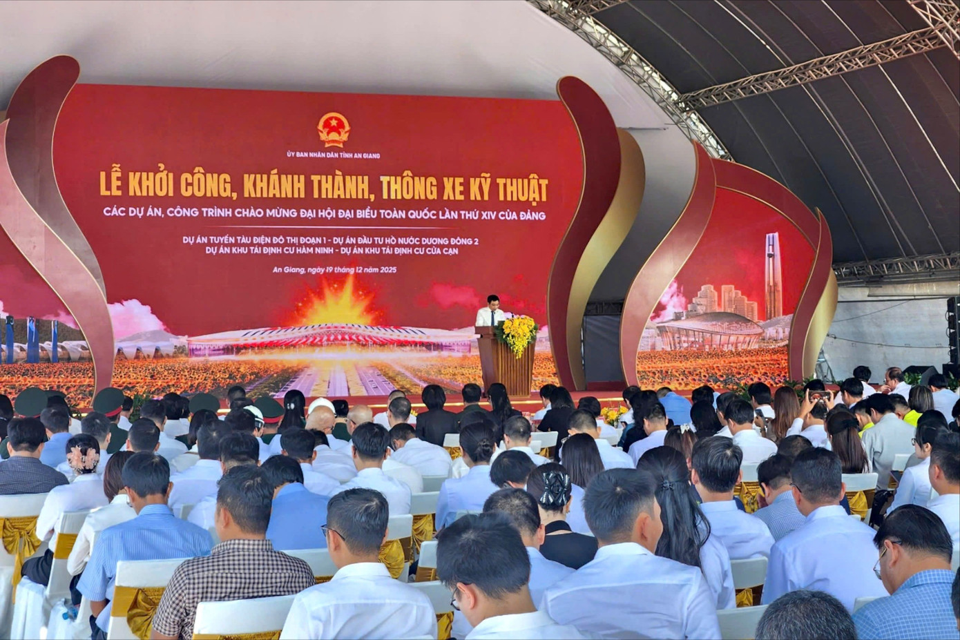 Quang cảnh buổi lễ.