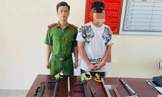 Nam sinh mua 'hàng nóng' trên TikTok để giải quyết mâu thuẫn