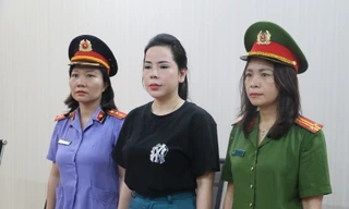 Bắt đối tượng giả danh khám bệnh miễn phí để bán 'thuốc đặc trị' giá cao