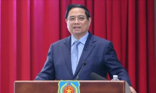 Thủ tướng: Xóa bỏ tư duy 'không biết mà vẫn quản', 'không quản được thì cấm'