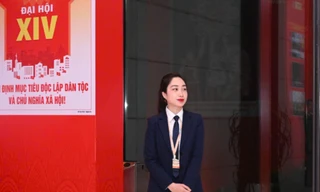 Những ‘bông hồng thép’ thầm lặng bảo vệ Đại hội XIV của Đảng