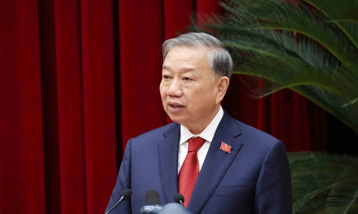 Vững bước dưới cờ Đảng