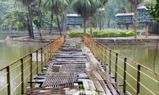 Vườn Bách Thảo xuống cấp nghiêm trọng, chờ ngày được tu sửa