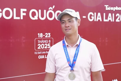 Á quân Golf Quốc gia 2025 Trương Chí Quân: Tôi hạnh phúc khi cùng Tuấn Anh tạo nên trận đấu giàu cảm xúc