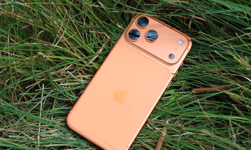 iPhone 17 Pro Max màu Cosmic Orange sẽ bị "niêm phong" 250 năm: Chuyện gì xảy ra?