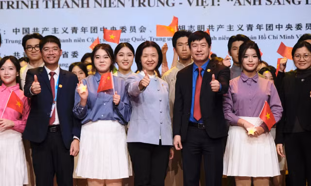 Thanh niên hai nước viết tiếp trang mới trong lịch sử hữu nghị Việt Nam - Trung Quốc