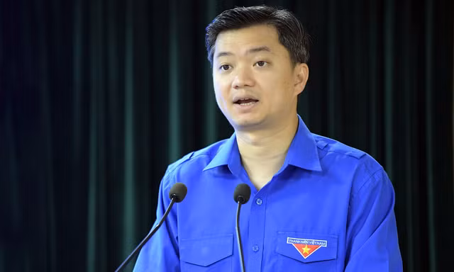 Phát triển thanh niên khối trường học xuất sắc về trí tuệ, giàu bản sắc văn hóa