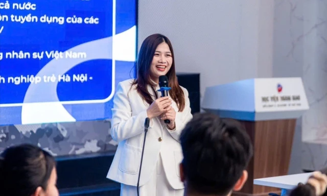 Trợ lý không lương: Lấy kinh nghiệm hay 'bóc lột' sức lao động?