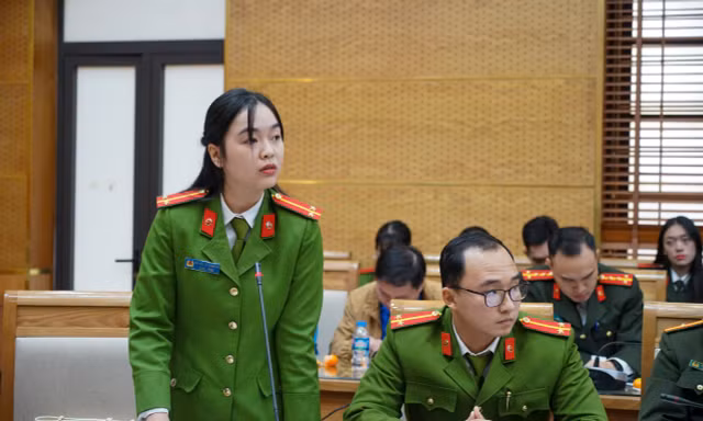 Xung kích bảo vệ chủ quyền trên không gian mạng và lộ trình 'hồi hương tri thức'
