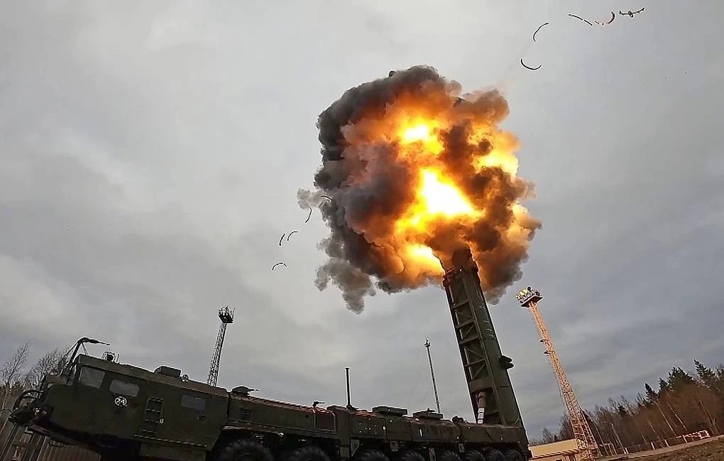 Nga Cảnh Báo Estonia Về Vũ Khí Hạt Nhân Khi NATO Thảo Luận Mở Rộng Răn Đe