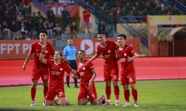 HIGHLIGHTS: Lucao ghi bàn, Thể Công Viettel phả hơi nóng vào gáy Công an Hà Nội 