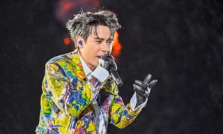 Sân khấu “triệu view” tại concert Thanh Xuân: Quang Hùng MasterD “trói” chặt hàng vạn trái tim