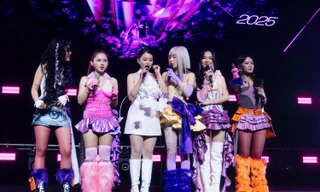 Han Sara rủ các Em Xinh đến mini concert, lần đầu trình diễn "VIBEGLO"