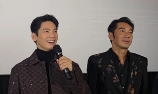 Lâm Bách Hoành "dùng phao" để nói tiếng Việt trong buổi ra mắt phim 