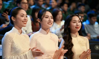 Dàn người đẹp Hoa hậu Việt Nam dự lễ trao giải Gương mặt trẻ Việt Nam tiêu biểu 2025