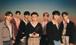 “Chị đại” Jessi và nhóm nhạc TEMPEST biểu diễn tại Chung kết Miss Cosmo 2025