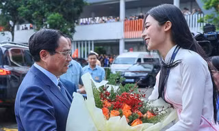 Á hậu 2 Hoa hậu Việt Nam 2024 Vân Nhi vinh dự được gặp Thủ tướng Chính phủ