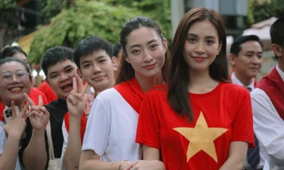 Tiểu Vy, Lương Thùy Linh tự hào khi được tham gia diễu hành kỷ niệm 80 năm Quốc khánh