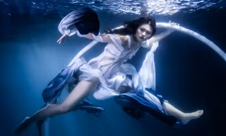 Tập 6 Vietnam’s Next Top Model: 2 thí sinh bị loại, Nàng Mơ lần đầu giành chiến thắng