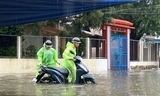 Mưa lớn kéo dài gây ngập sâu, Khánh Hòa cảnh báo 