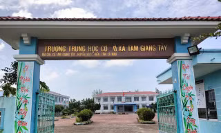 Huỷ án 7 năm tù, hiệu trưởng bị cáo buộc tham ô 10 triệu chờ ngày minh oan