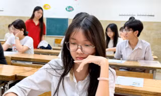 Bộ GD&ĐT lấy ý kiến về thi tuyển lớp 10 bằng hai môn