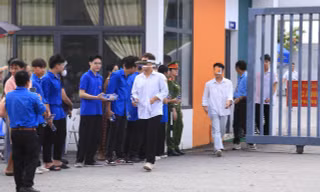 Sáng nay, thí sinh Chuyên Tuyên Quang làm nốt bài thi tốt nghiệp