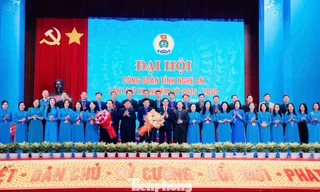 Ông Kha Văn Tám tái đắc cử Chủ tịch Liên đoàn Lao động tỉnh Nghệ An