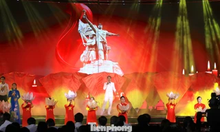 Trang trọng lễ kỷ niệm 995 năm danh xưng Nghệ An, 95 năm Xô viết Nghệ Tĩnh