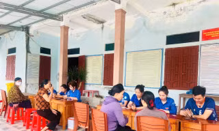 Tuổi trẻ 'thắp lửa', đưa chuyển đổi số về từng thôn xóm