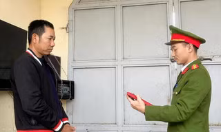 Khởi tố đối tượng làm giả ‘sổ đỏ’ để bán tài sản chung với vợ cũ