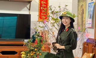 Nữ cử nhân tình nguyện tham gia nghĩa vụ Công an nhân dân