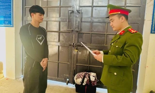 Mạo danh người nổi tiếng để tiếp cận, xâm hại thiếu nữ 16 tuổi