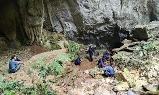 Tìm thấy hài cốt liệt sĩ trong hang Chia trên đất bạn Lào