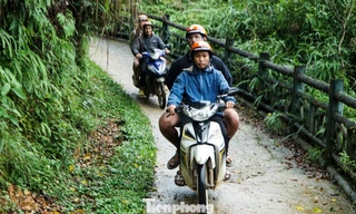 Cách 'trả ơn' thiên nhiên của đội xe ôm du lịch ở thung lũng Kho Mường