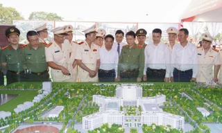 Đại tướng Lương Tam Quang dự khởi công doanh trại công an Thanh Hóa rộng gần 33ha