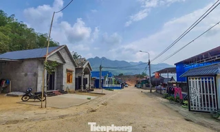 Đổ nợ vì trót vay tiền xây nhà tái định cư, chờ nhà nước hỗ trợ