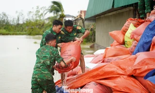 Kho chứa 500 tấn lúa bị ngập nước, thiệt hại hàng tỷ đồng sau bão số 5