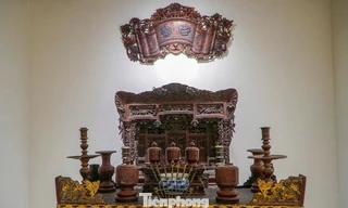 Khám phá bộ đồ thờ cổ xưa được lưu giữ đặc biệt ở Thanh Hóa