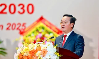 Ông Nguyễn Đức Trung tái đắc cử Bí thư Tỉnh ủy Nghệ An